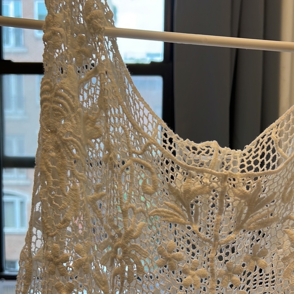 HOLLISTER TOP - Picture 2 of 2